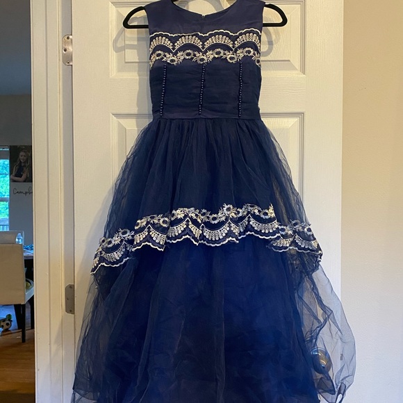 Girls Ballgown Pageant Dress Formal Gown - Picture 2 of 8